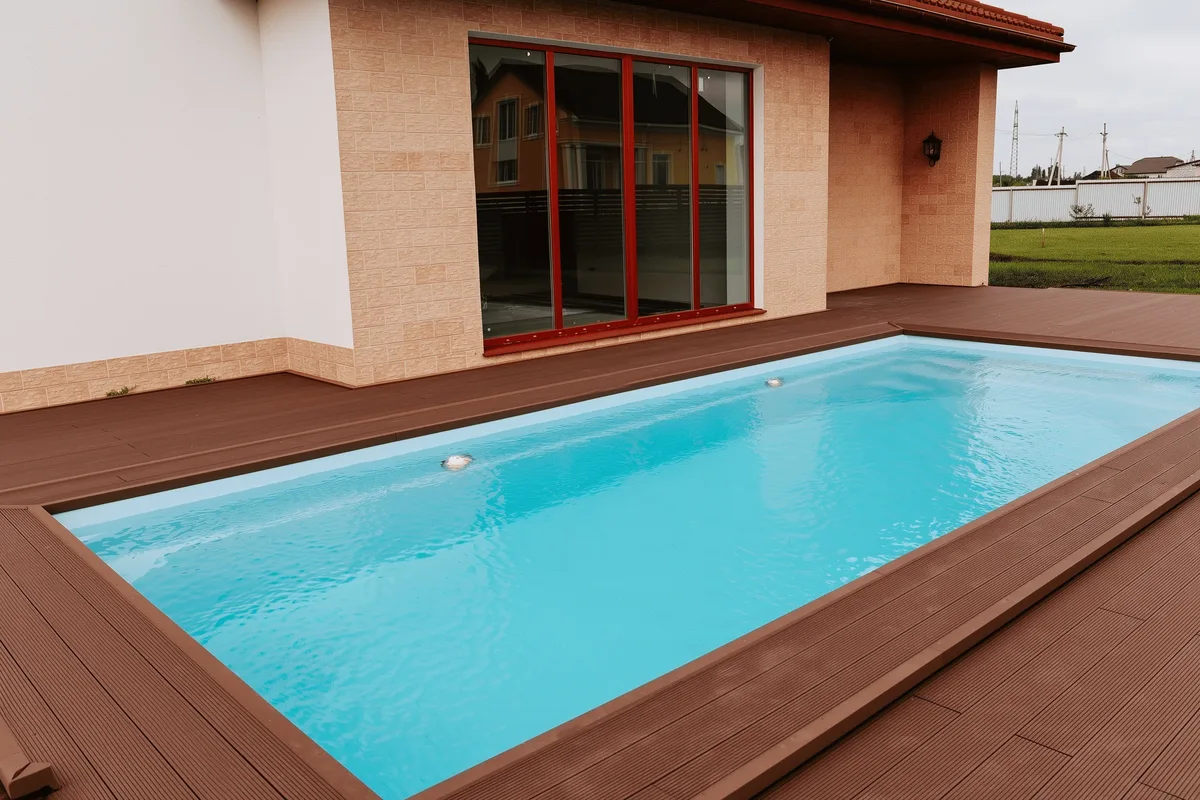 Композитный бассейн Laguna 8 — вид сверху в Набережных Челнах