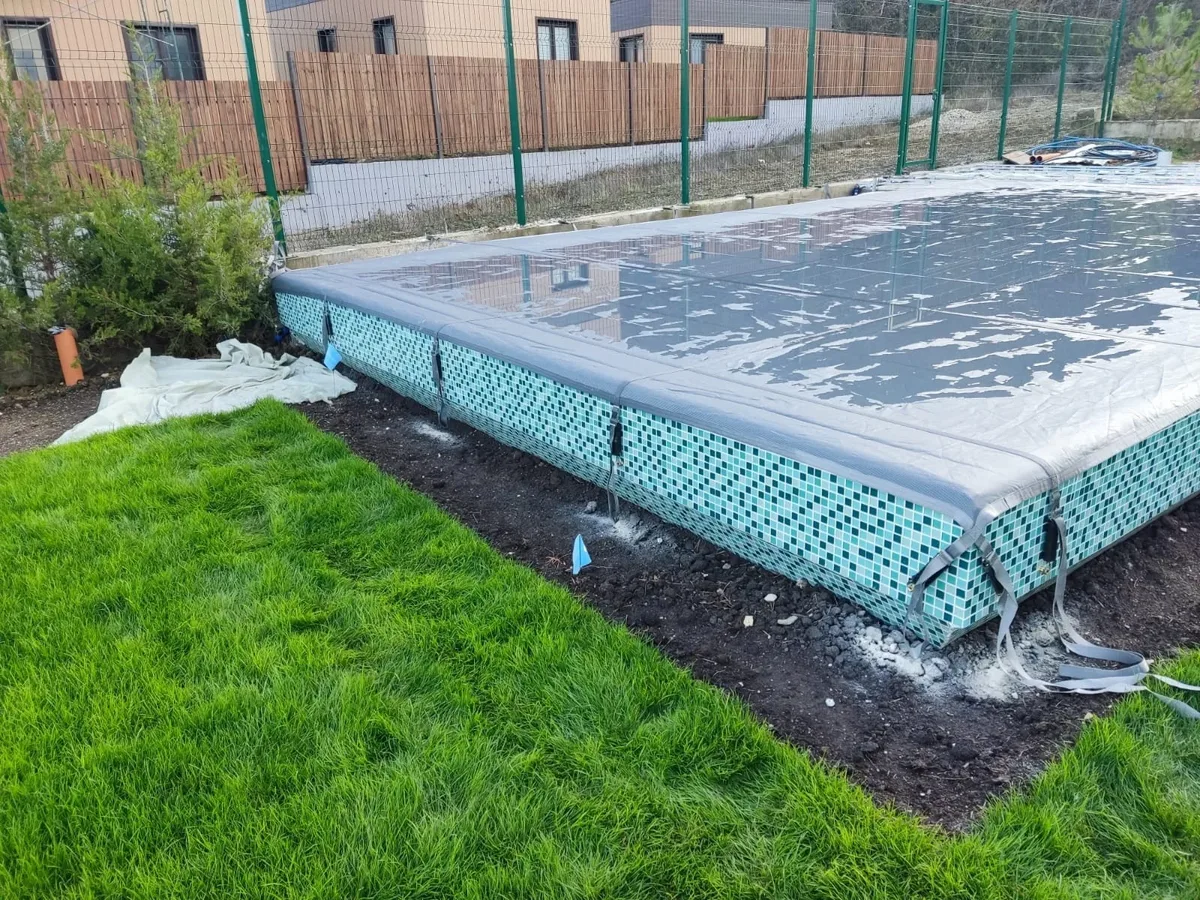 Батутное покрывало на бассейне в Набережных Челнах